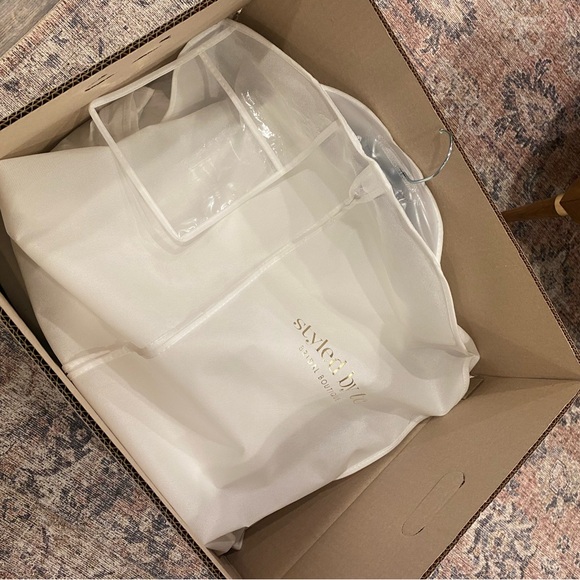 Anne Barge Foster Gown size 12 (tailored to between 10-12) - Picture 11 of 11